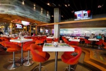 6864-v-restaurant-cosmos-levis-restaurant-a-quebec-tonresto-ca-cosmos-levis-300x200.jpg