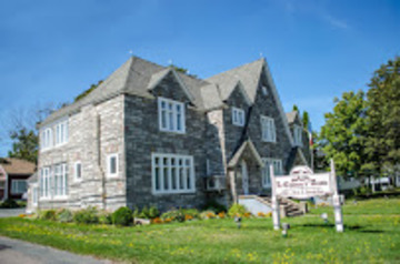 Le Château d'Acadie